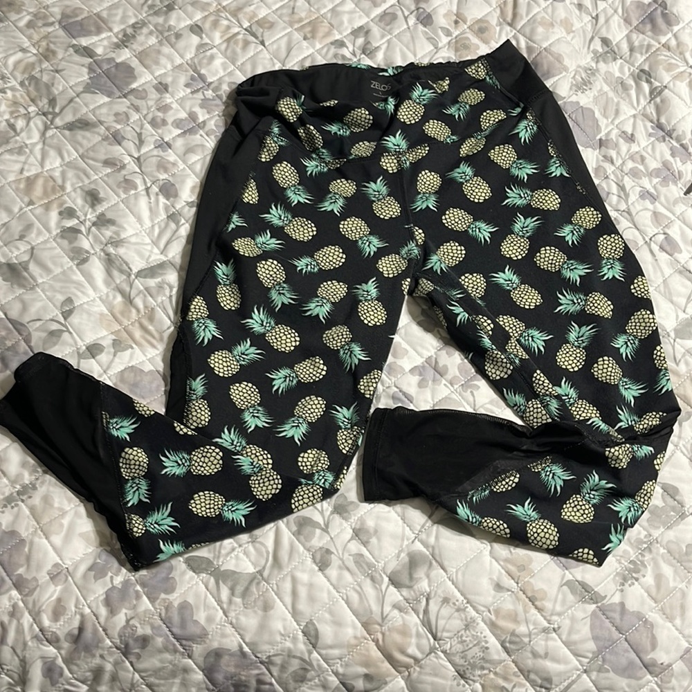 Cute Zelos pineapple leggings L